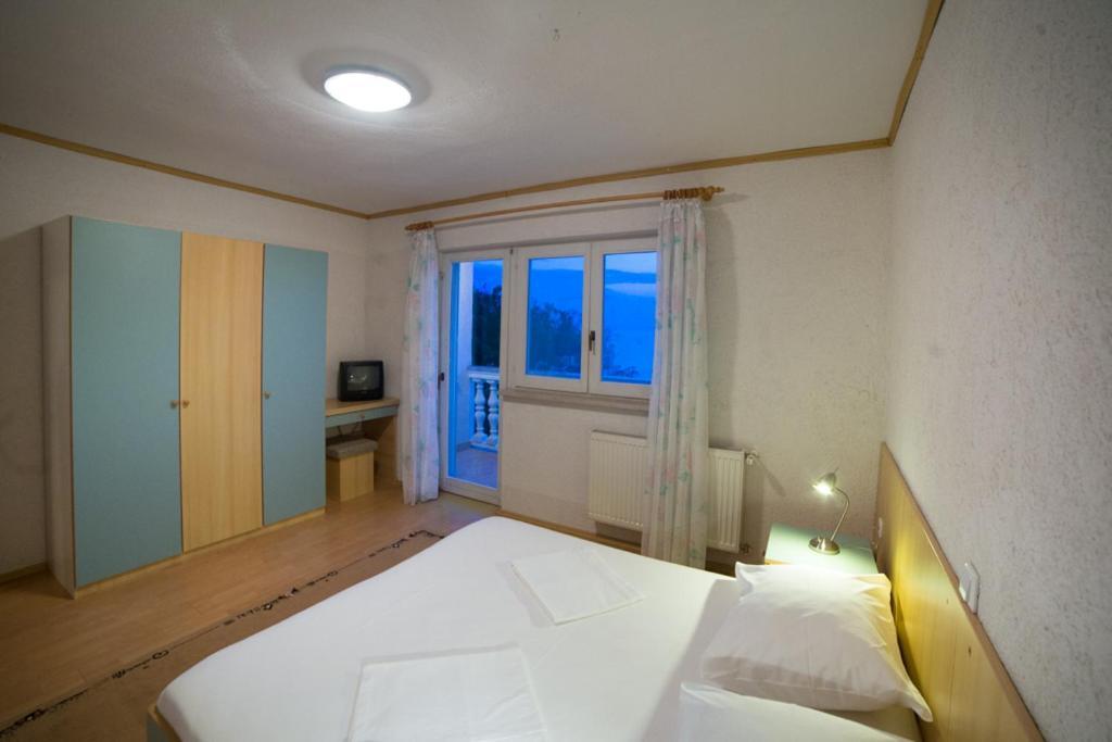 Apartmani Fuza Rab Supetarska Draga Exterior foto