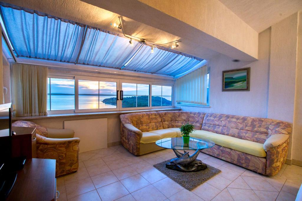 Apartmani Fuza Rab Supetarska Draga Exterior foto